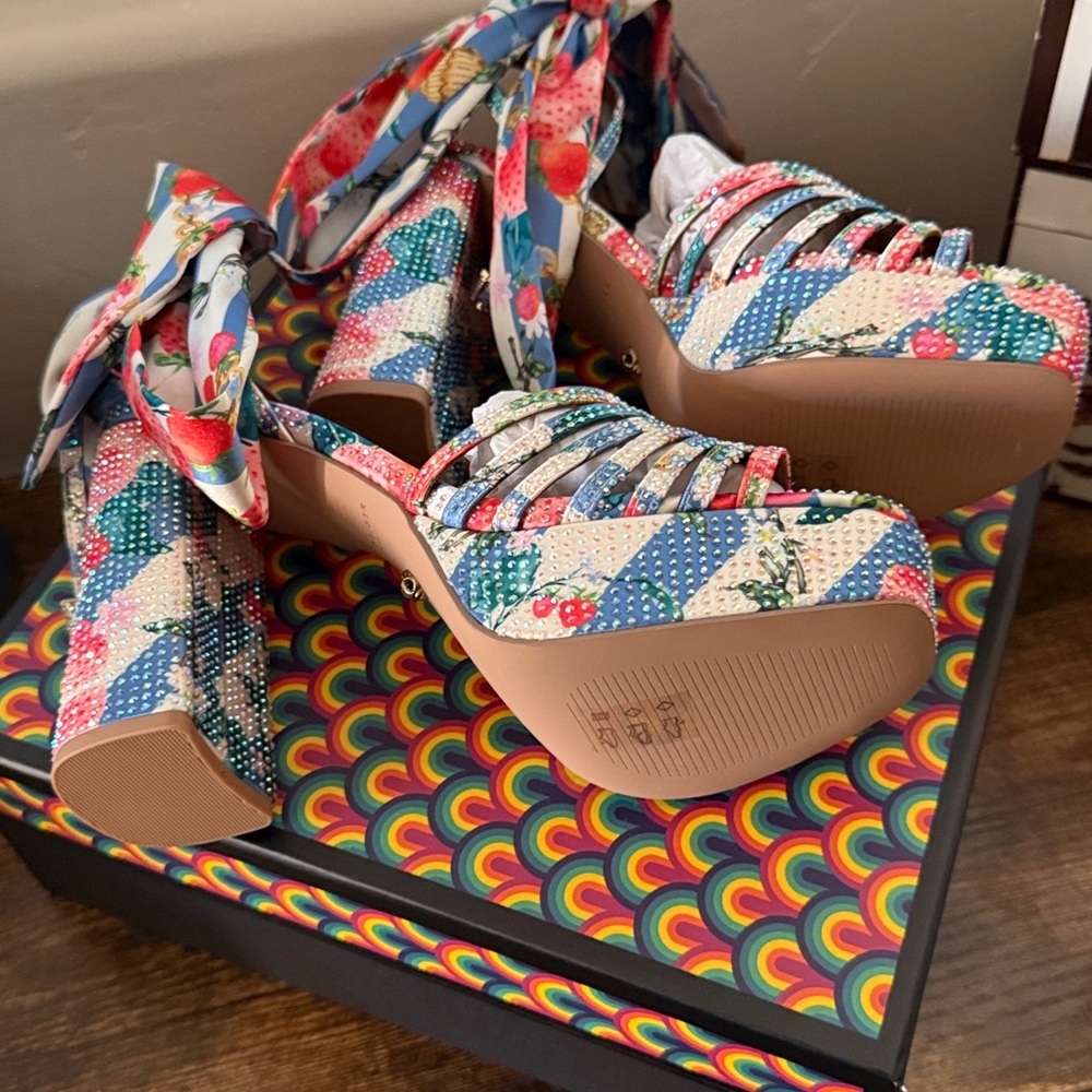 Kurt Geiger heels - Picture 3 of 5